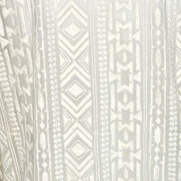 Eddie Bauer Shirt Women Small Cream Sheer Lace Top Embroidered Mesh Feminine - Picture 6 of 8